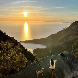https://turkdomes-glamping.aegeanhotels.net